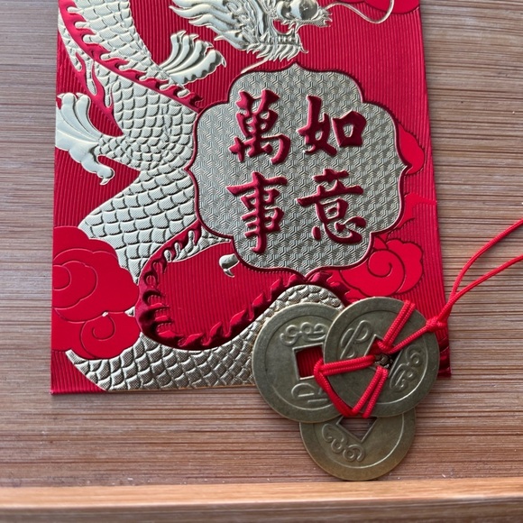 Chinese New Year Red Lucky Money Envelope 3 Feng Shui Coin Set - Picture 8 of 9